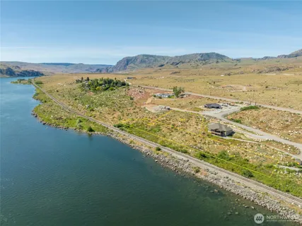 $129,000 | 6 Boulder Loop, Pateros, WA 98846