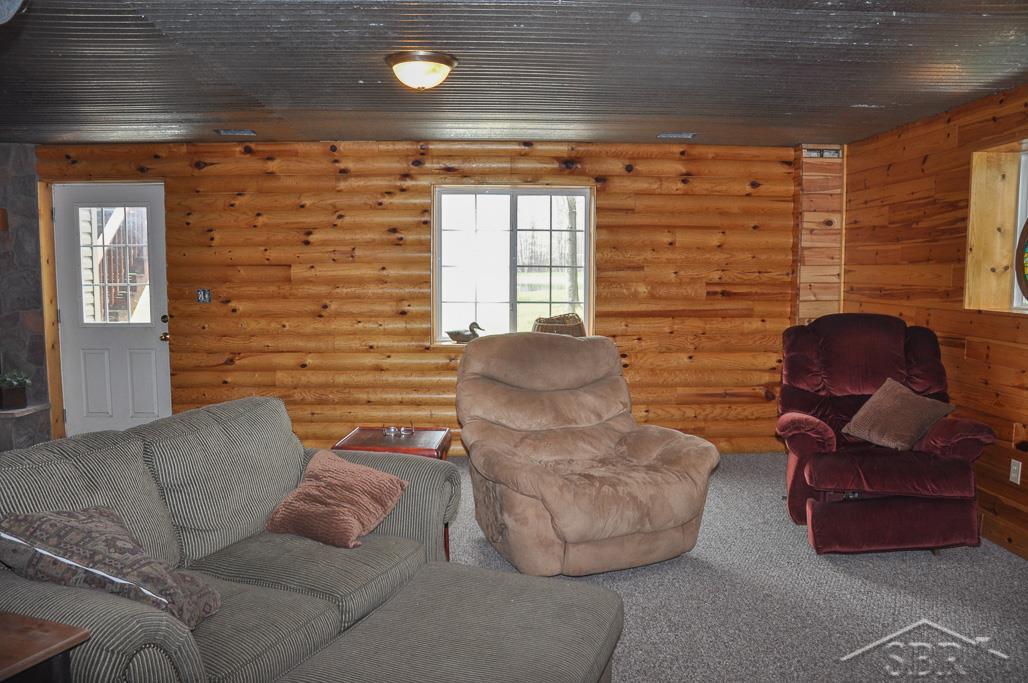11790 Geddes Road Saginaw, MI 48609 - Photo 13 of 28 31288622-12.JPG
