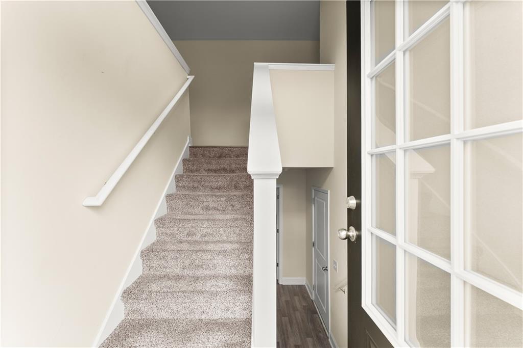 5430 Stepstone Way Gainesville, GA 30506 - Photo 7 of 39