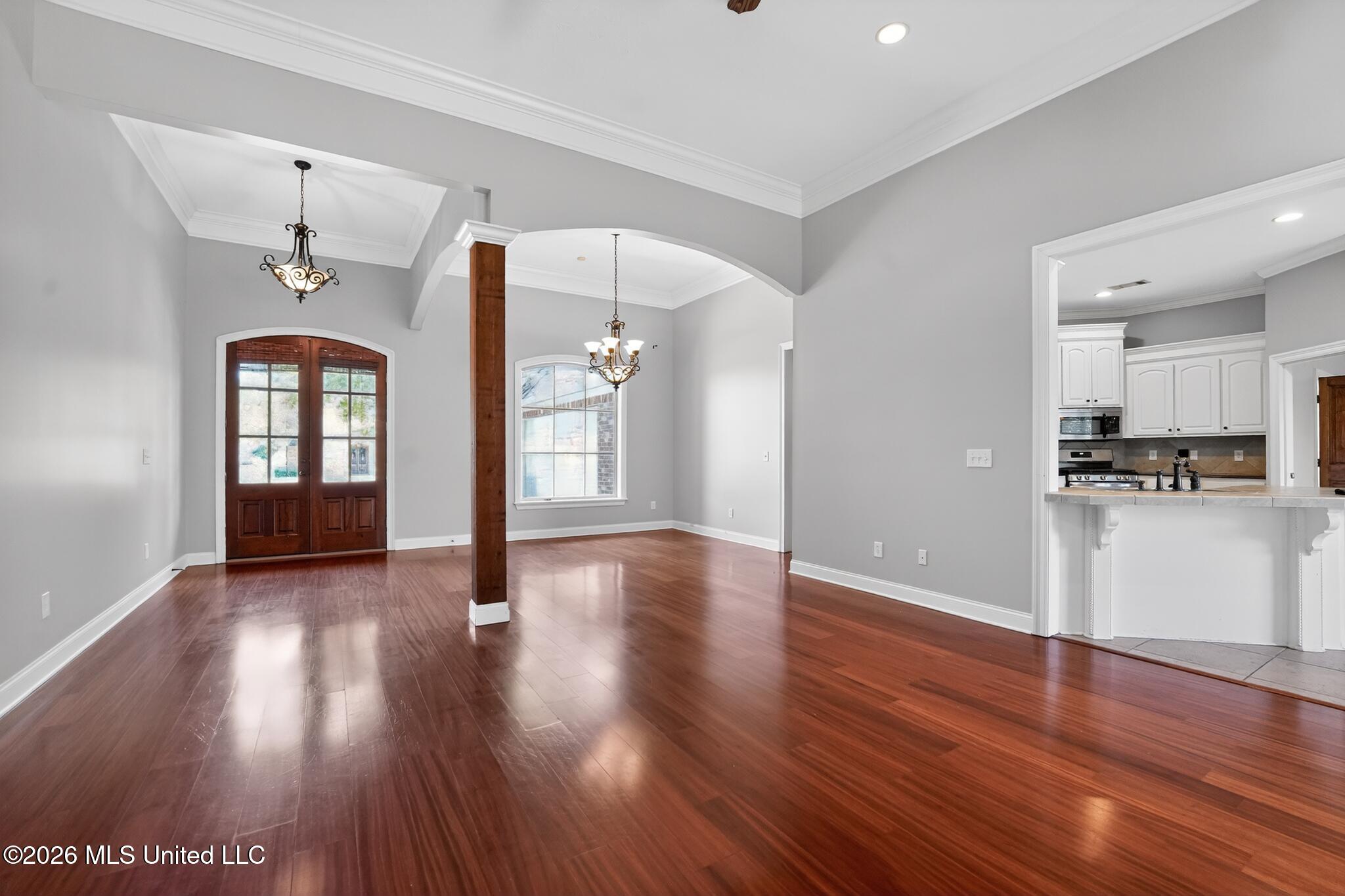 308 Turtle Hollow Brandon, MS 39047 - Photo 7 of 40 07_308_Turtle_Hollow-Living_room-8047