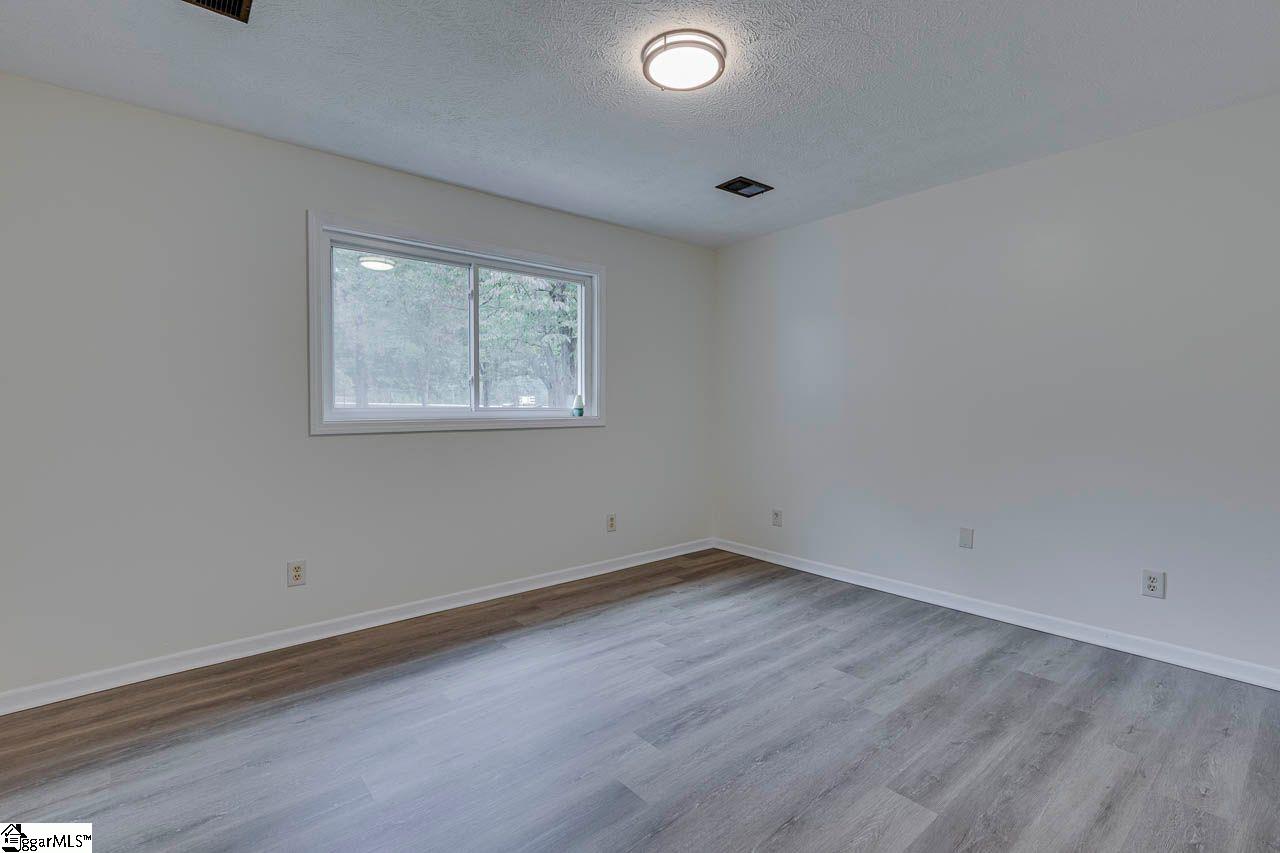 250 Mossie Smith Road Easley, SC 29642 - Photo 18 of 29 Gallery Image 18