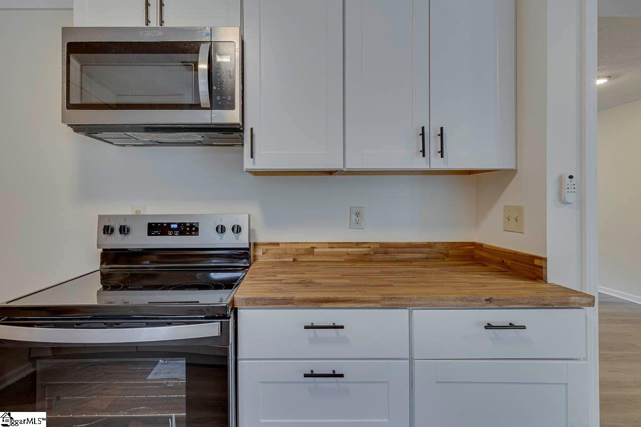 250 Mossie Smith Road Easley, SC 29642 - Photo 8 of 29 Gallery Image 8