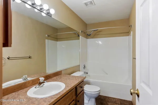 $750,000 | 2996 East Briar Court, Athol, ID 83801