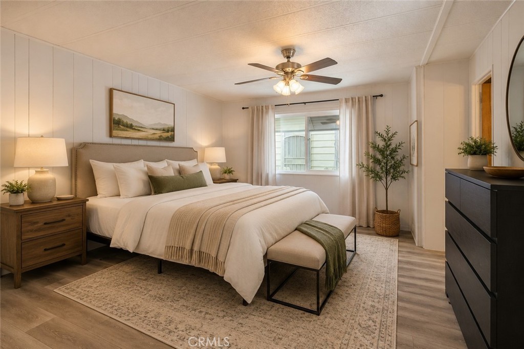 33441 Windmill Road Wildomar, CA 92595 - Photo 17 of 41 Staged Master Bedroom
