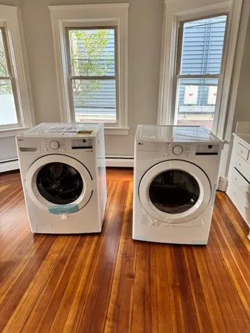 $2,550 | 14 Mayflower Street, Providence, RI 02906