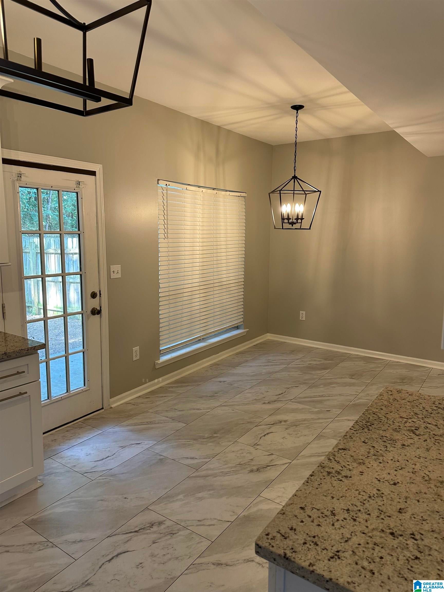 407 Cambrian Ridge Drive Pelham, AL 35124 - Photo 5 of 9 Gallery Image 5