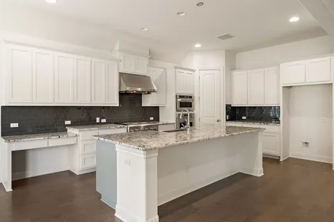 $675,000 | 4705 Napoli Shore Drive, Leander, TX 78641