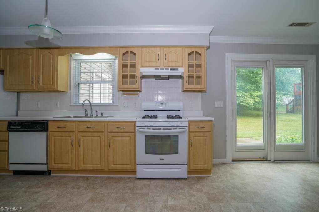 3959 Waterview Road High Point, NC 27265 - Photo 7 of 26 Gallery Image 7