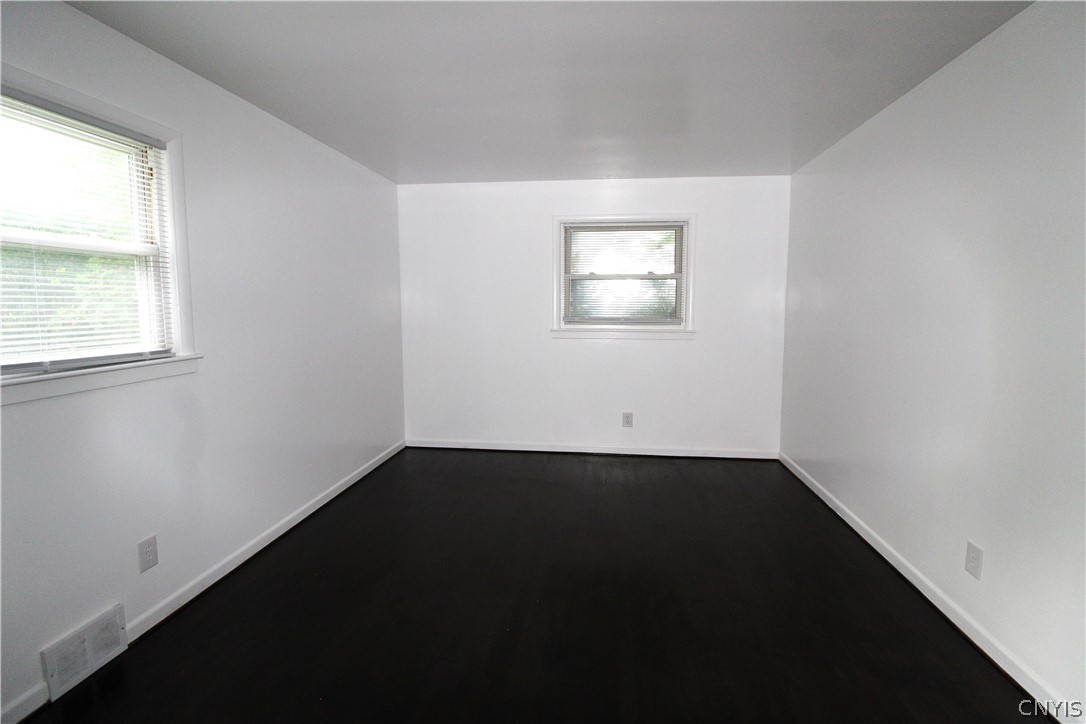 24 Forest Road New Hartford, NY 13501 - Photo 12 of 50