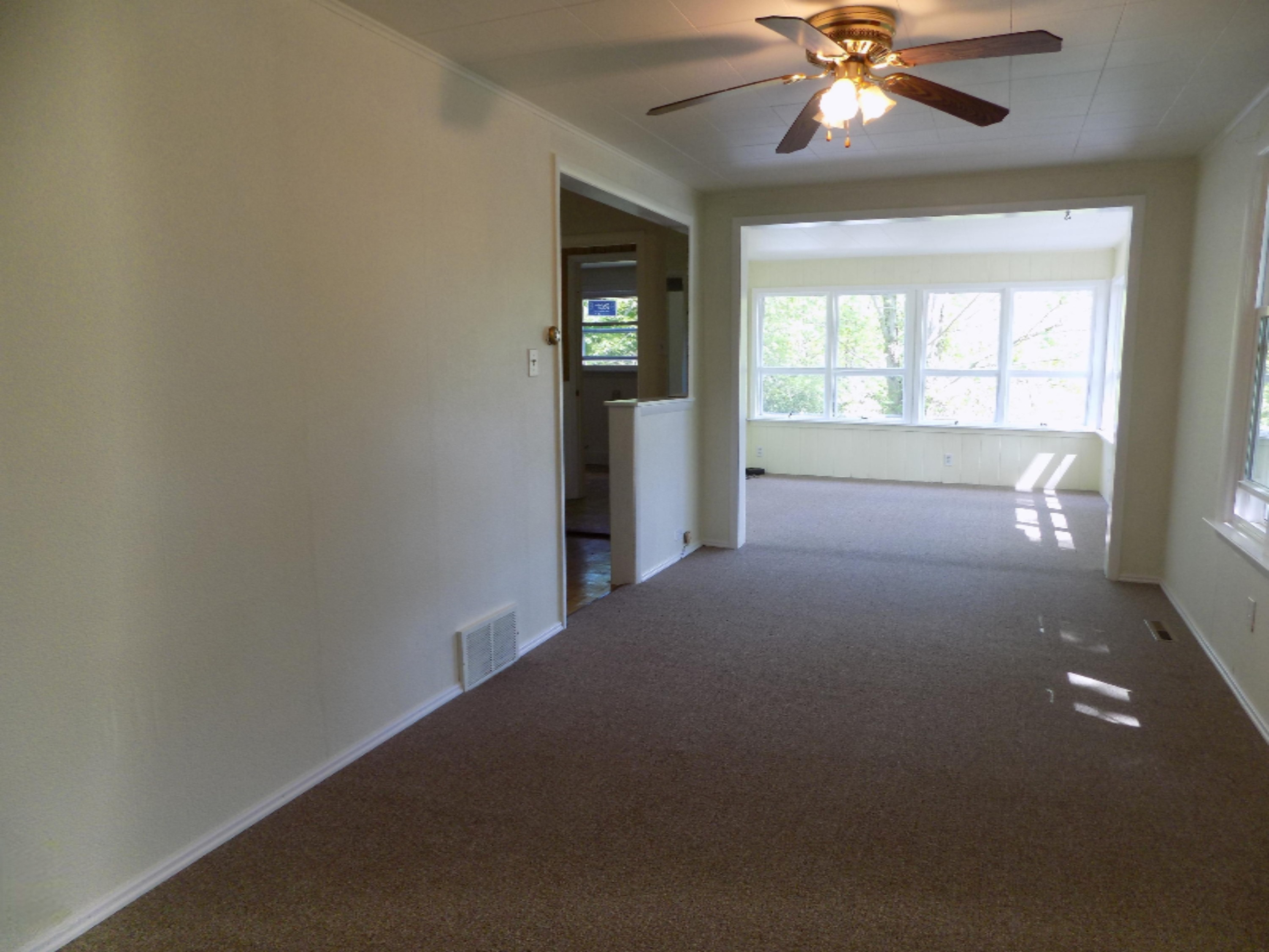 5387 Riverside Road Coloma, MI 49038 - Photo 8 of 17 DSCN2573
