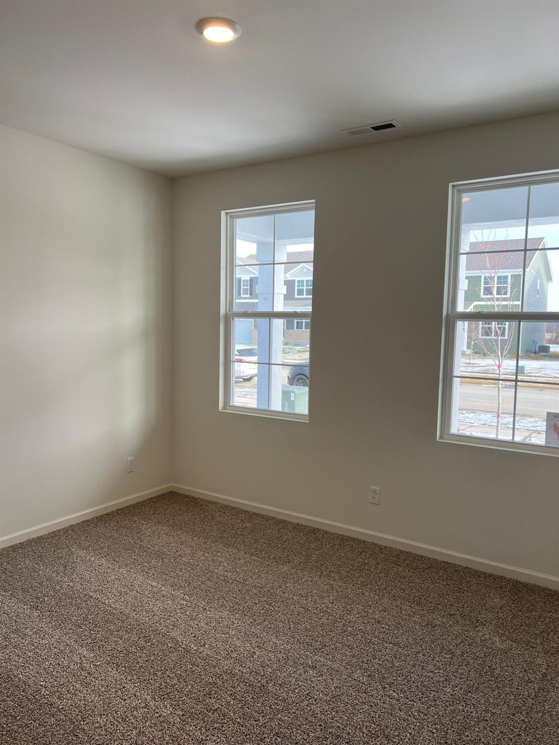 10400 Morse Place Crown Point, IN 46307 - Photo 7 of 33 an empty room with a window