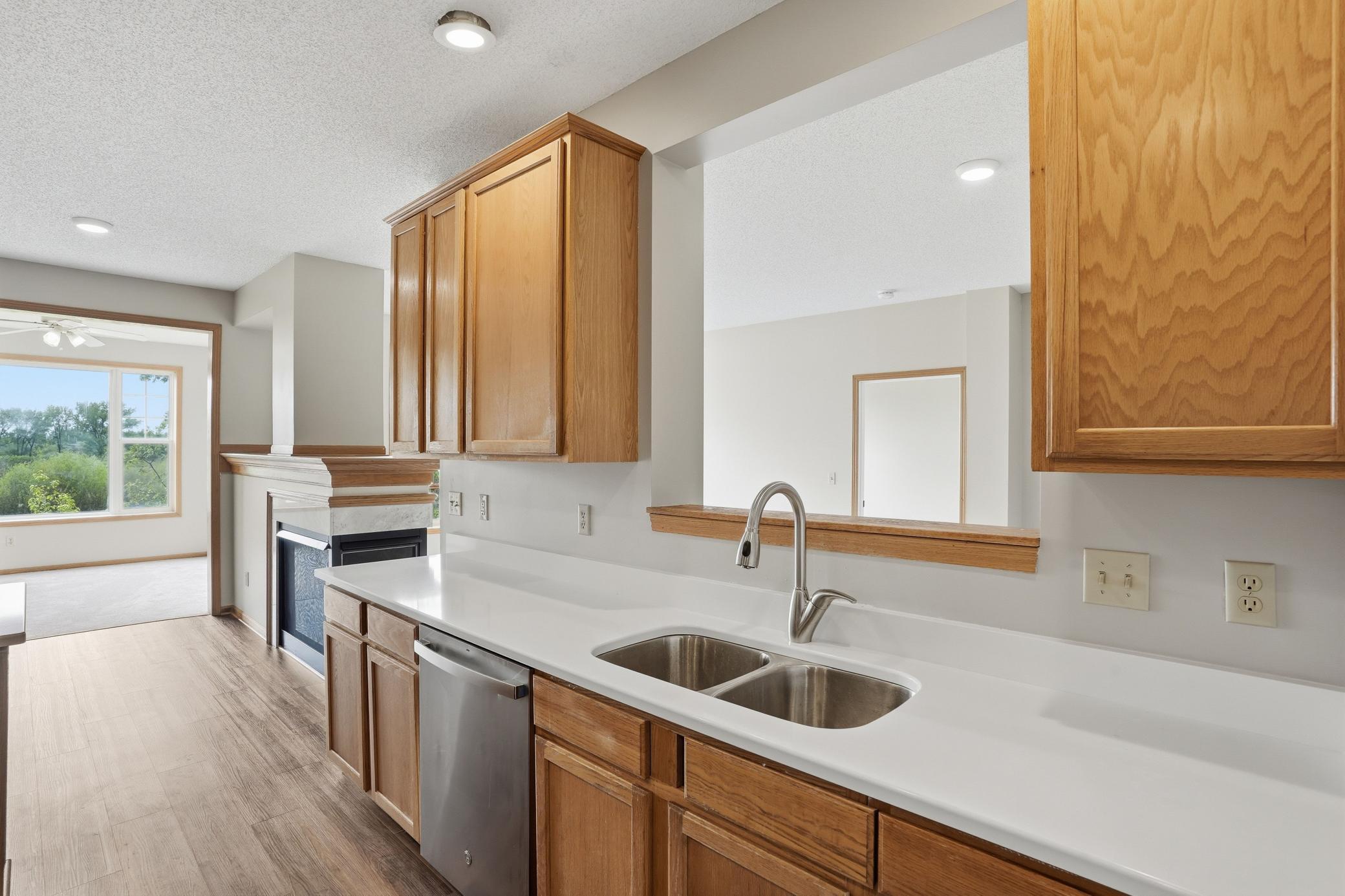 5792 Prairie Ridge Drive, Unit 182 Shoreview, MN 55126 - Photo 18 of 46