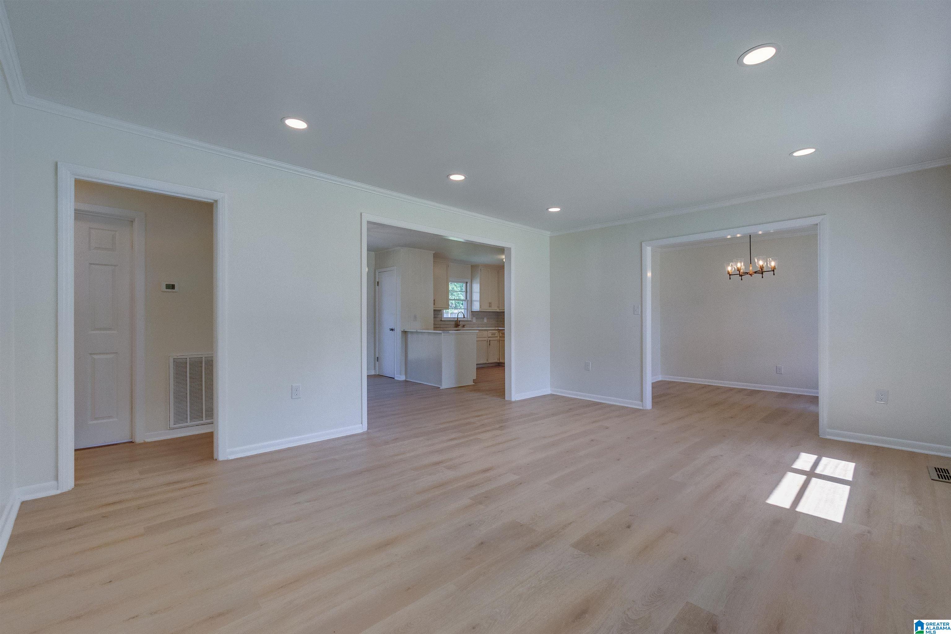 204 Augusta Street Clanton, AL 35045 - Photo 10 of 50