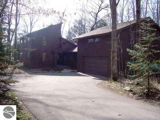 4330 North Omena Point Road Omena, MI 49674 - Photo 2 of 20 1733302-1.JPG