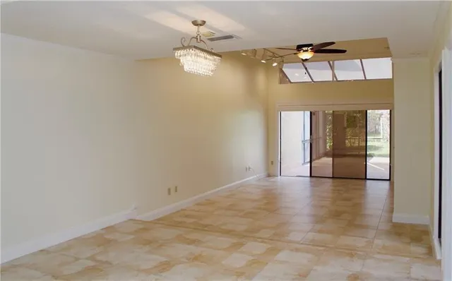 $3,000 | 6722 Canary Palm Circle, Boca Raton, FL 33433