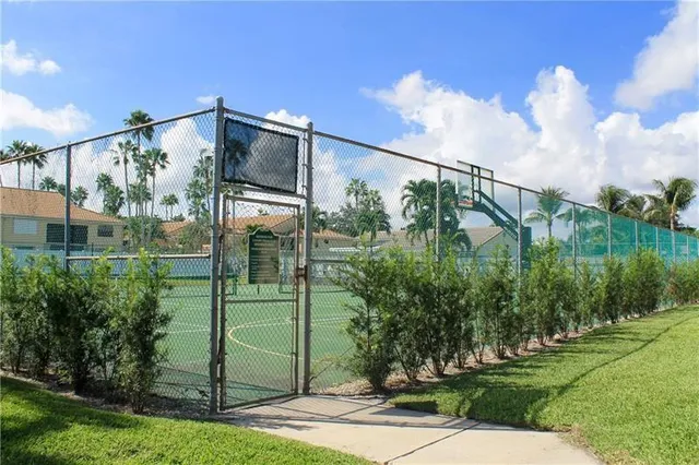 $3,000 | 6722 Canary Palm Circle, Boca Raton, FL 33433