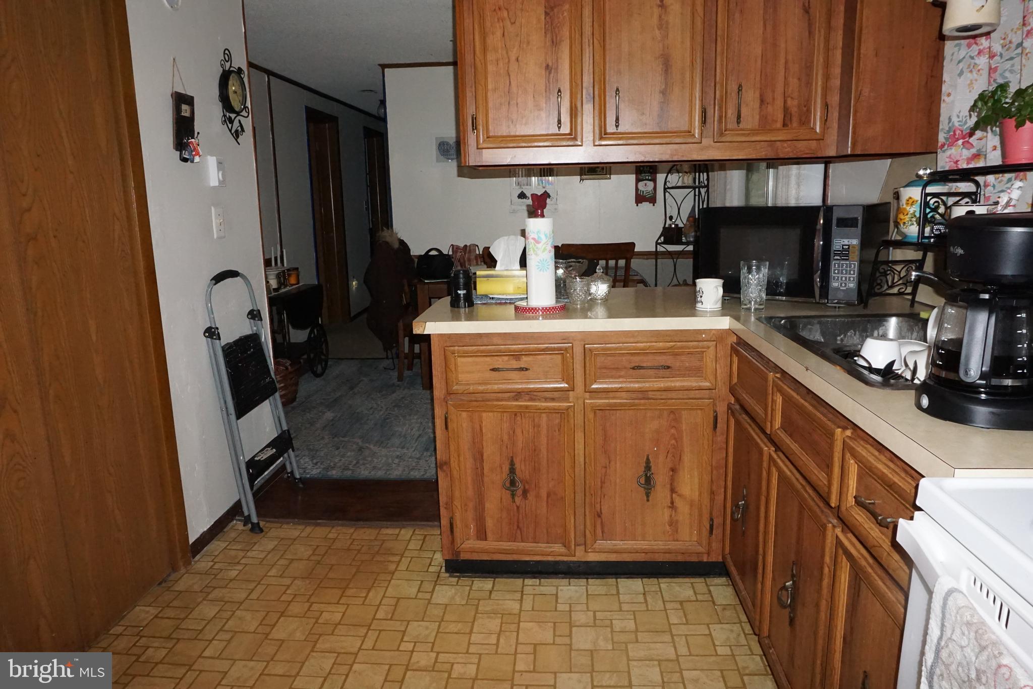 1793 Henshaw Road Inwood, WV 25428 - Photo 4 of 25