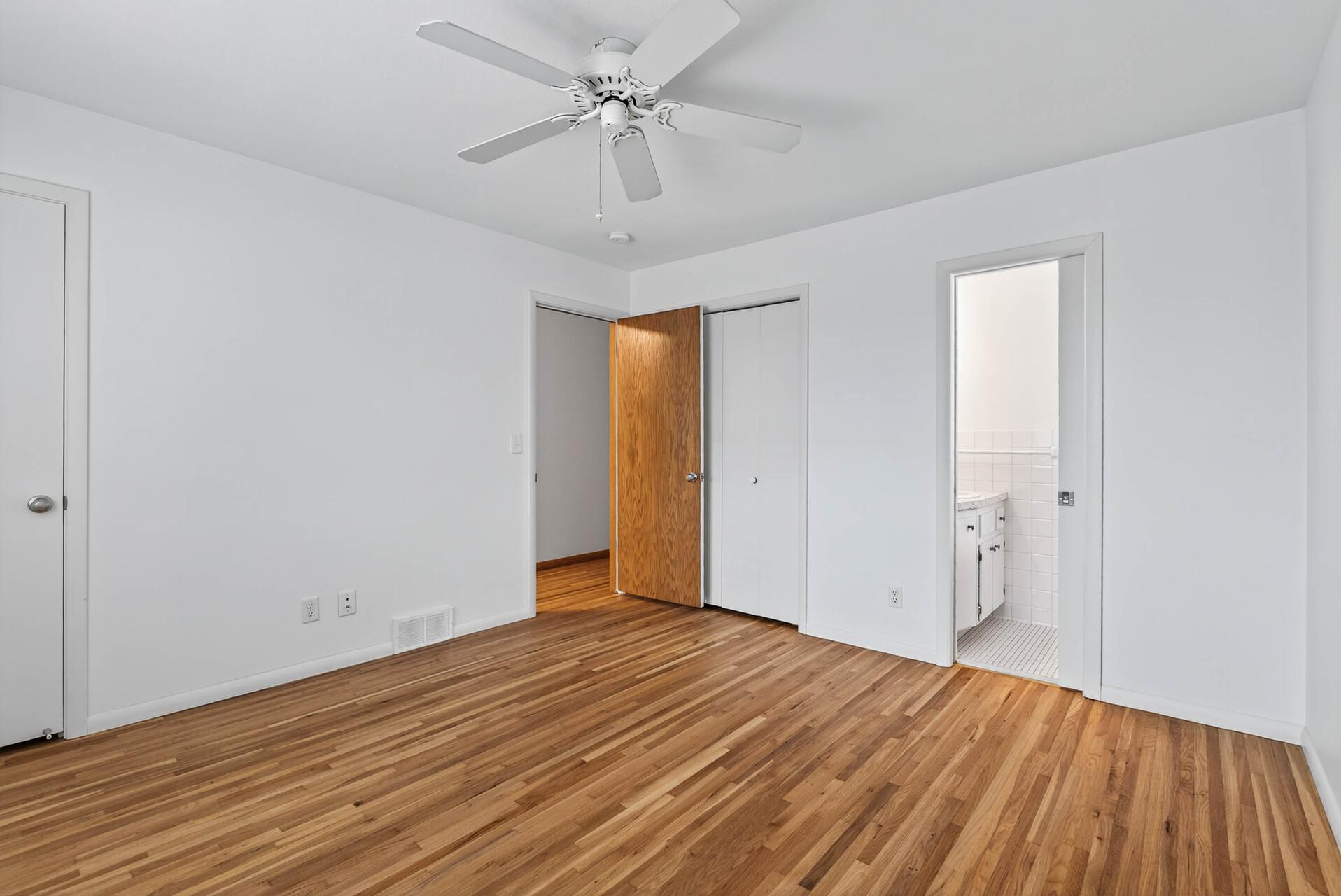 5224 West 70th Street Edina, MN 55439 - Photo 13 of 35