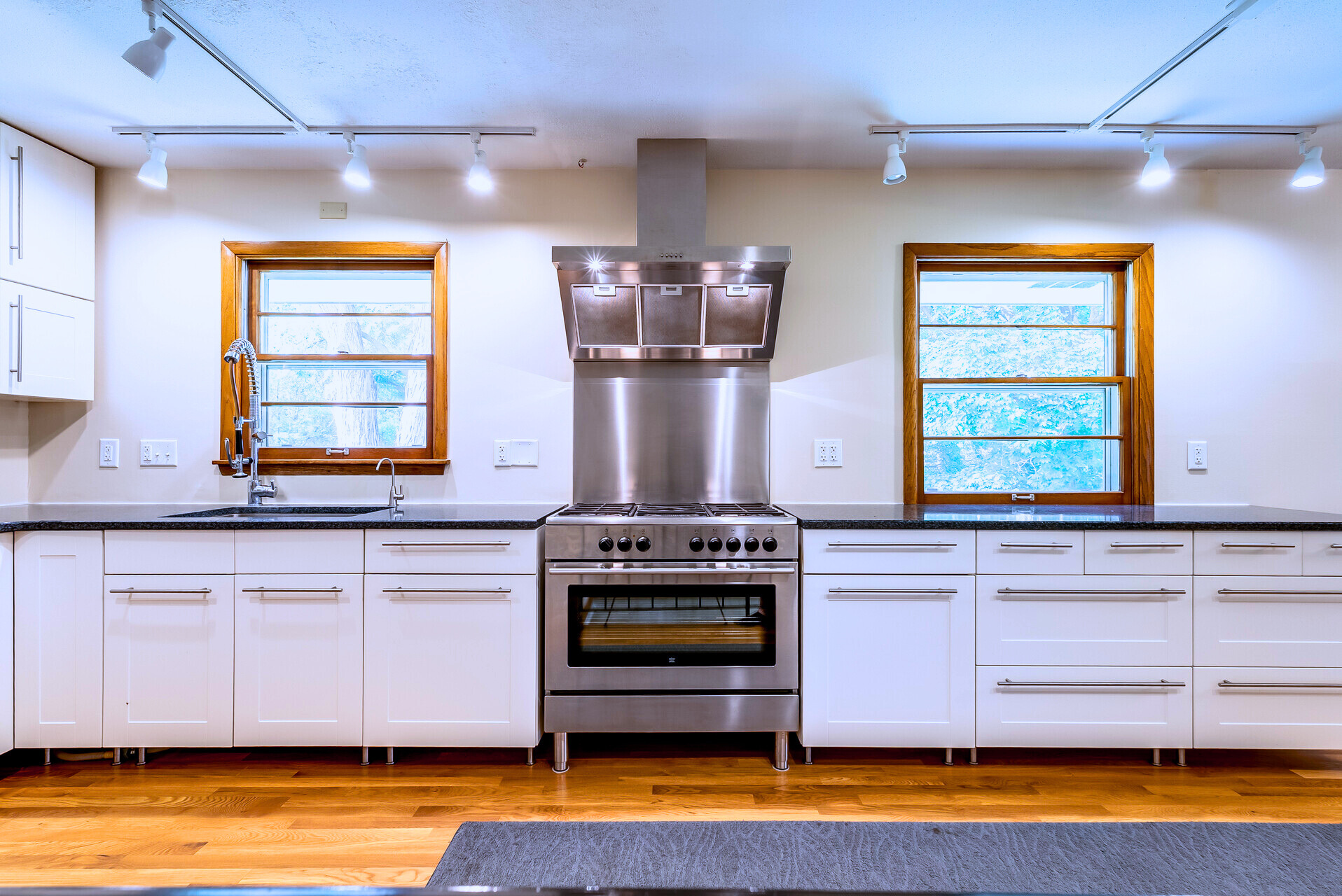 5224 West 70th Street Edina, MN 55439 - Photo 9 of 35