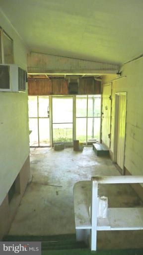 1106 Wickliffe Road Berryville, VA 22611 - Photo 14 of 26 Breezeway