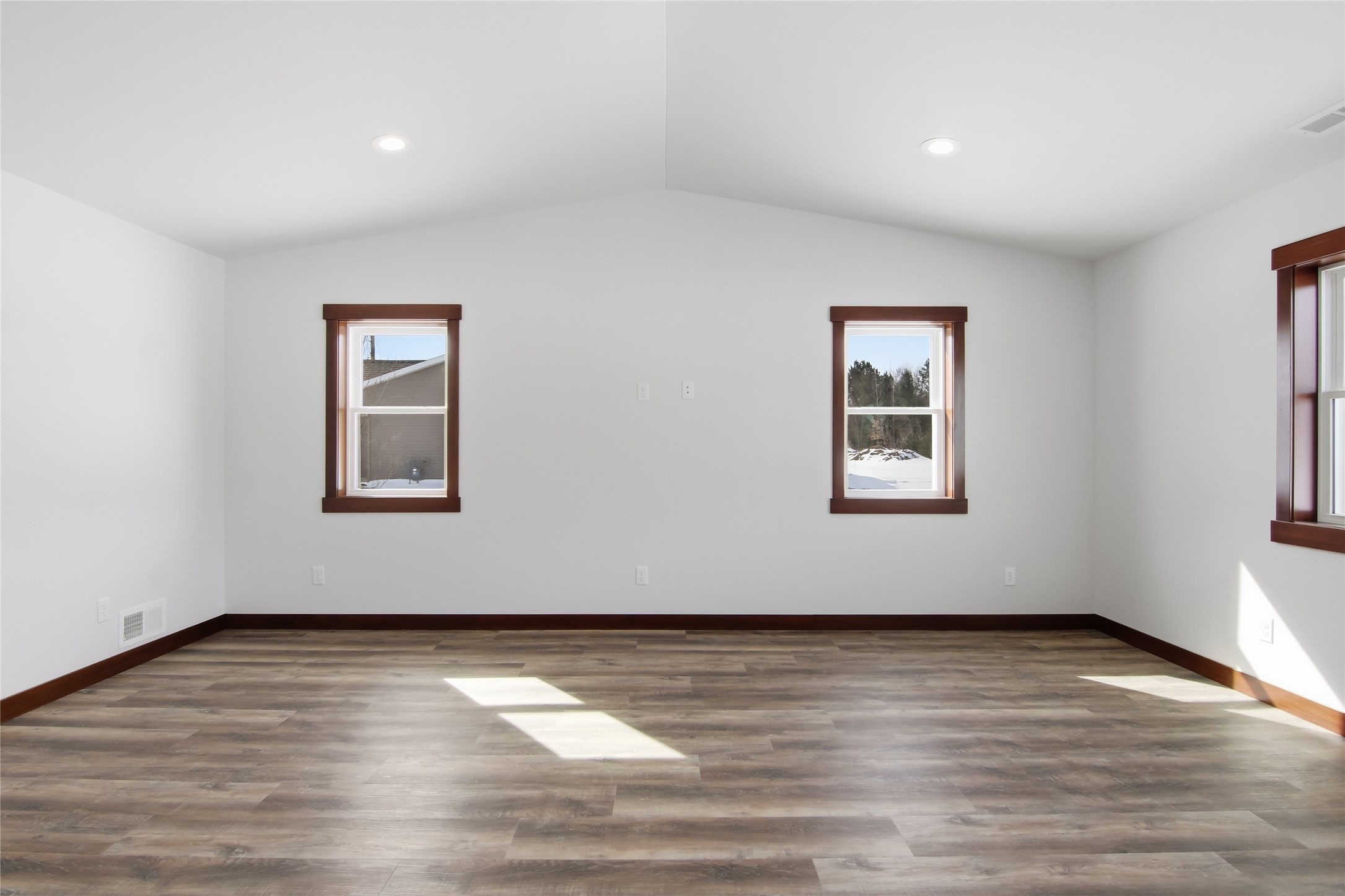 1836 Dorret Road Eau Claire, WI 54703 - Photo 17 of 49