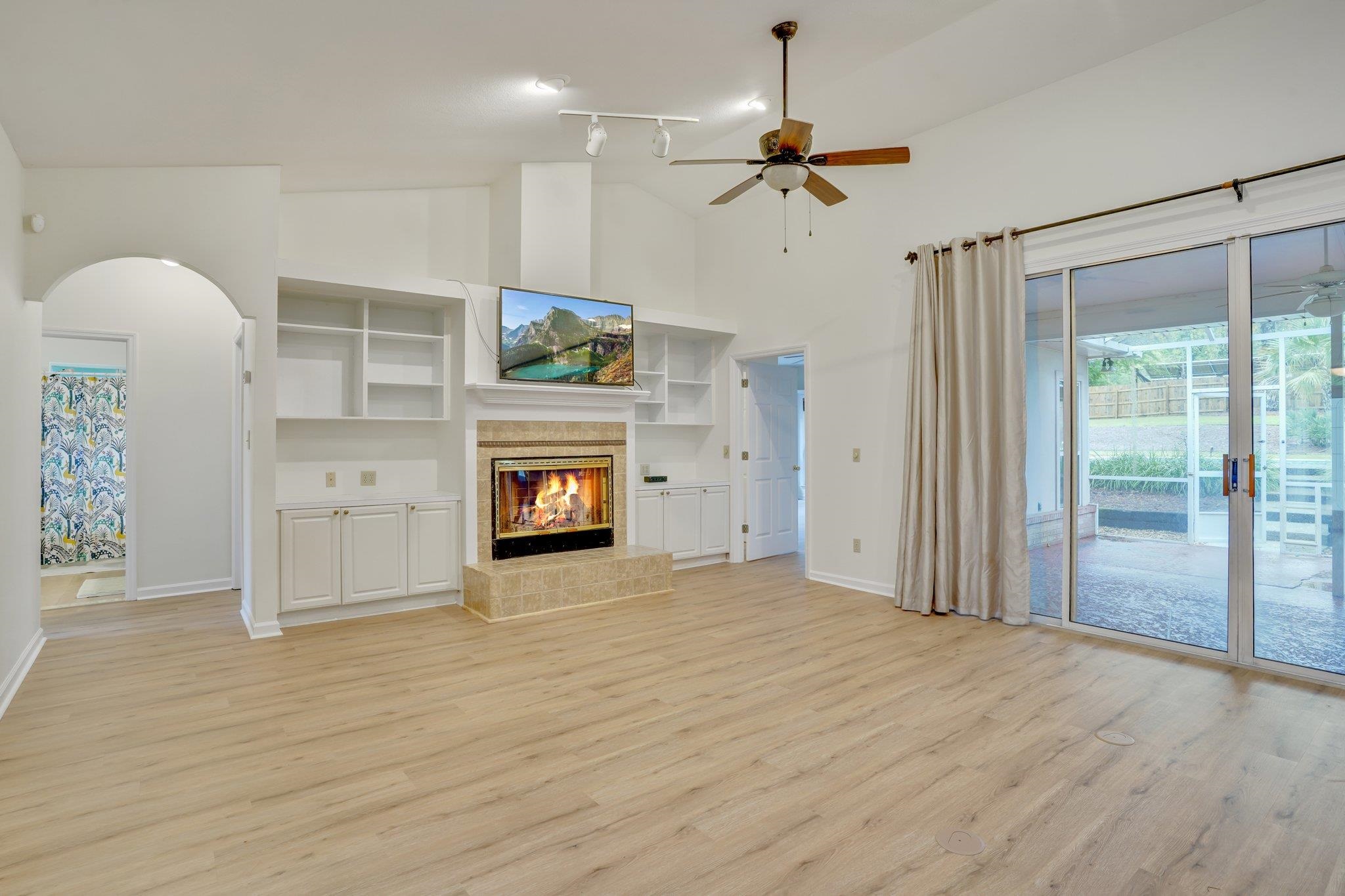 561 Rawls Road Tallahassee, FL 32312 - Photo 2 of 42 Gallery Image 2