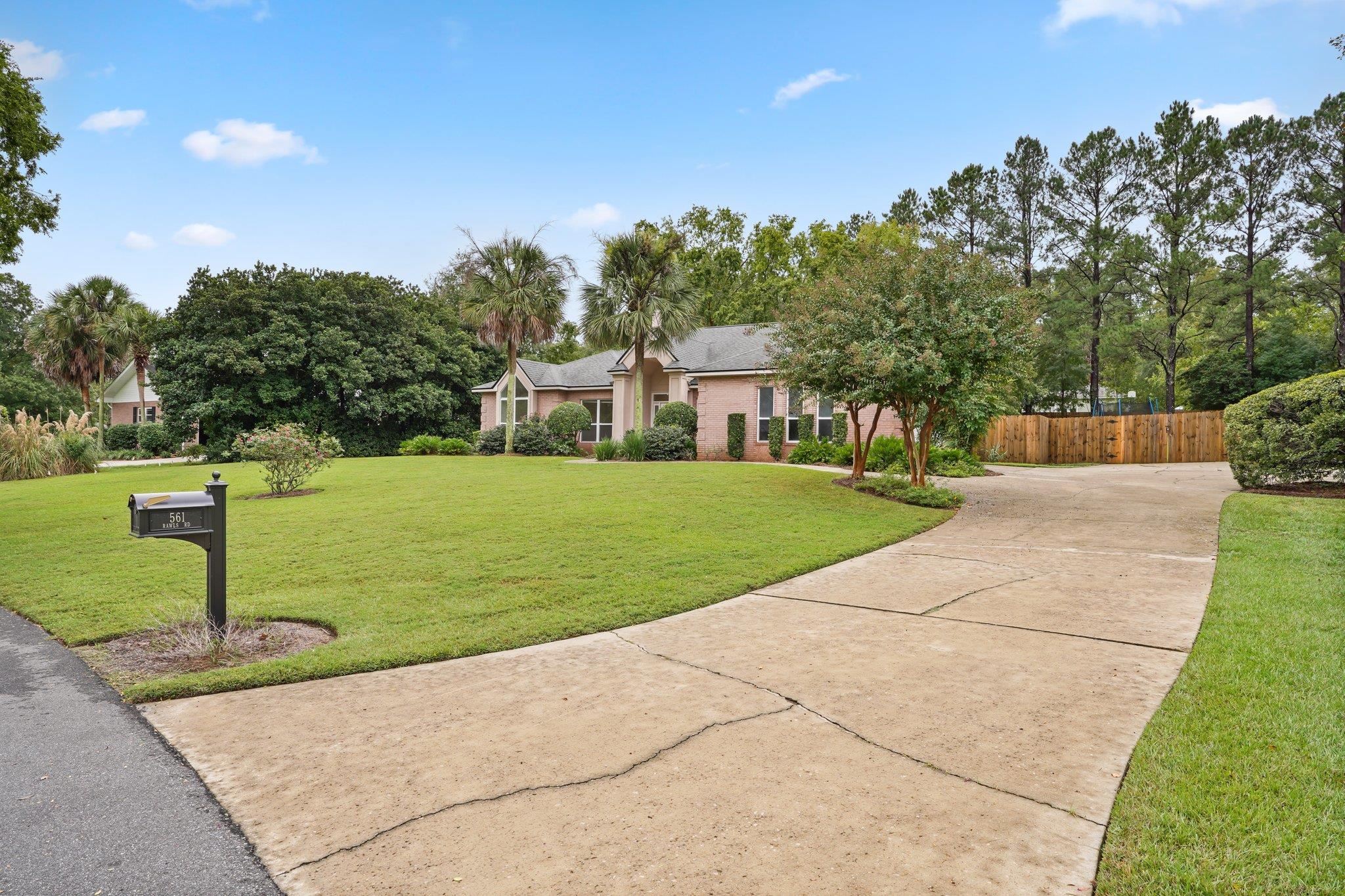 561 Rawls Road Tallahassee, FL 32312 - Photo 33 of 42 Gallery Image 33