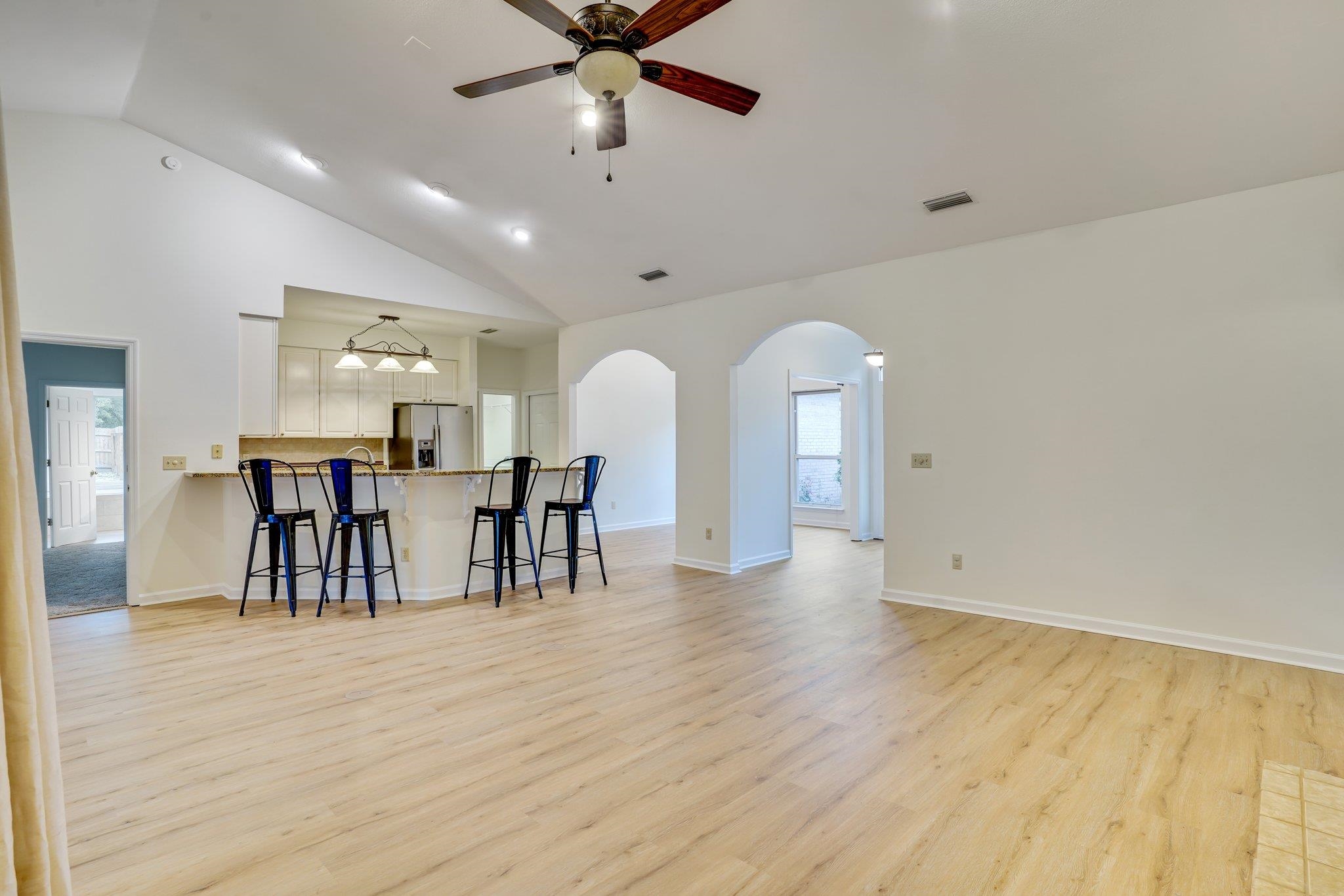 561 Rawls Road Tallahassee, FL 32312 - Photo 4 of 42 Gallery Image 4