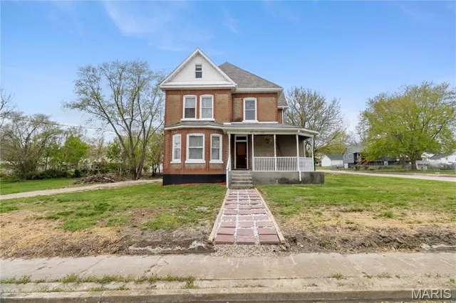 $260,000 | 203 South B Street, Bonne Terre, MO 63628