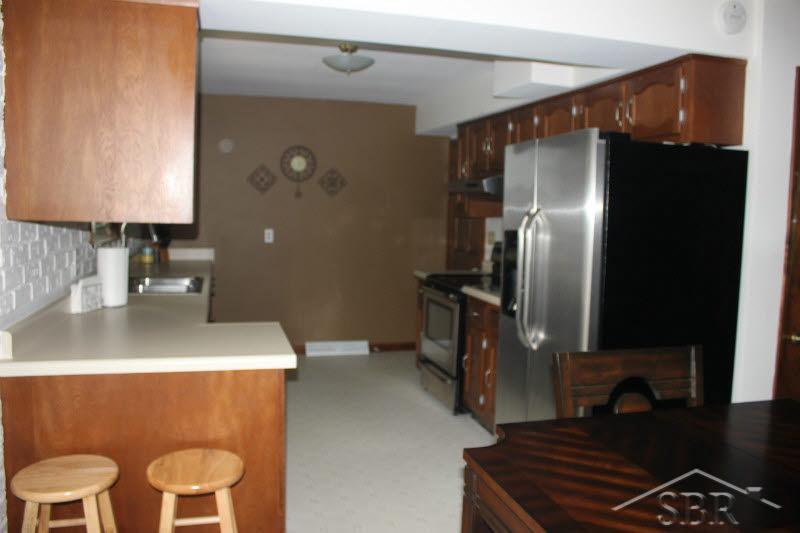 9171 Kochville Road Freeland, MI 48623 - Photo 2 of 14 20367087-1.JPG