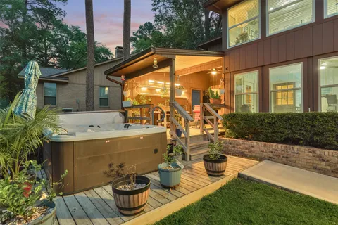 $447,000 | 660 Hillcrest Drive, Huntsville, TX 77340