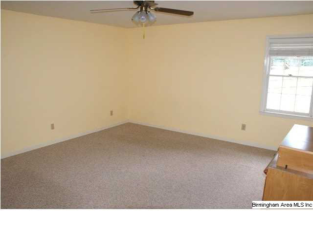 150 Mallard Pointe Circle Pelham, AL 35124 - Photo 10 of 18