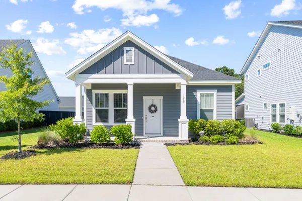 $479,999 | 150 Helena Park Drive, Summerville, SC 29486