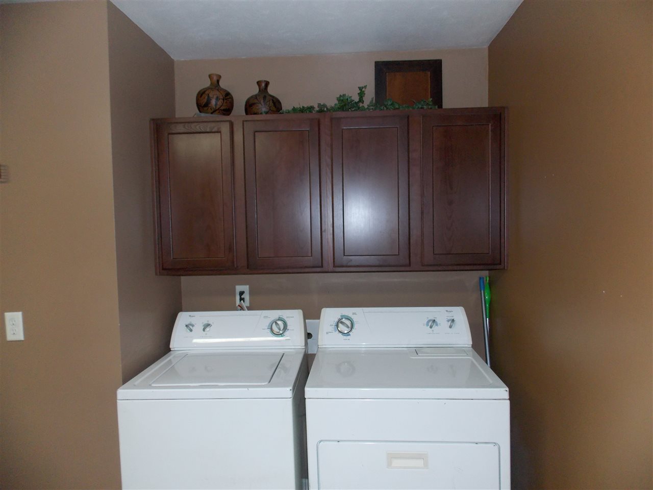 2428 Hobson Road Fort Wayne, IN 46805 - Photo 23 of 33