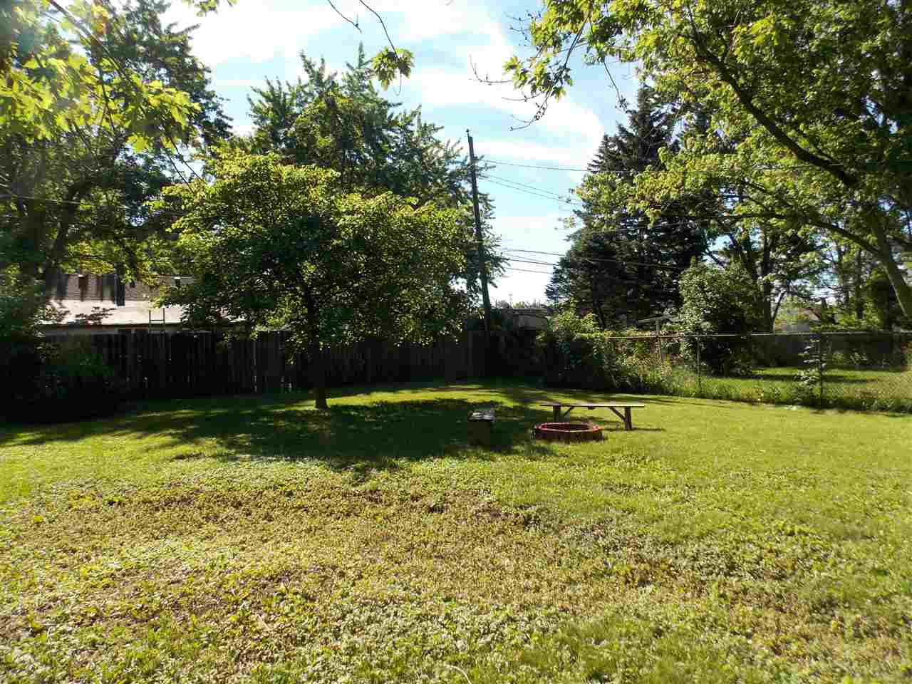 2428 Hobson Road Fort Wayne, IN 46805 - Photo 7 of 33