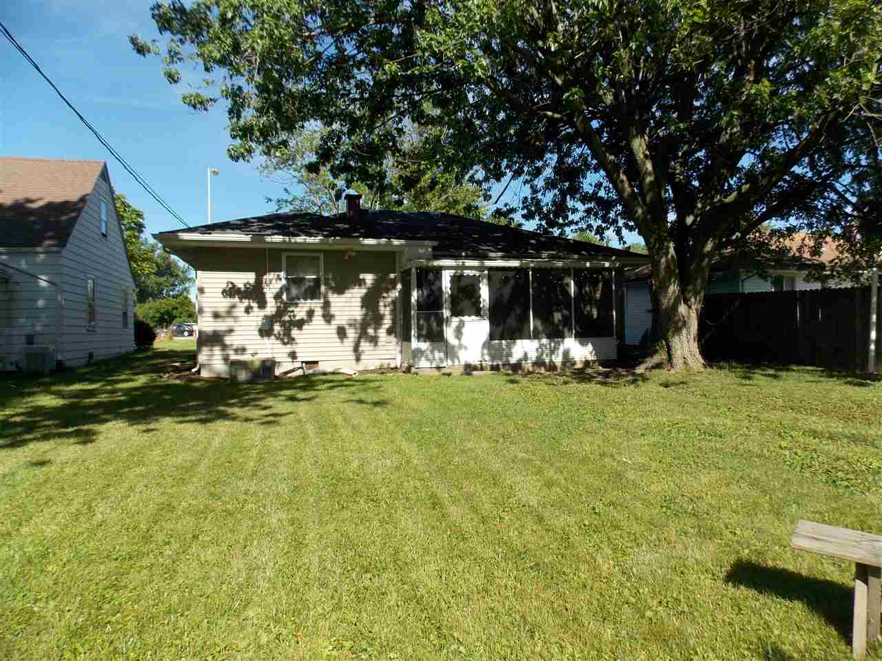 2428 Hobson Road Fort Wayne, IN 46805 - Photo 9 of 33