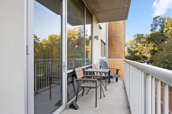 $689,000 | 1600 Barton Springs Road, Unit 4205, Austin, TX 78704