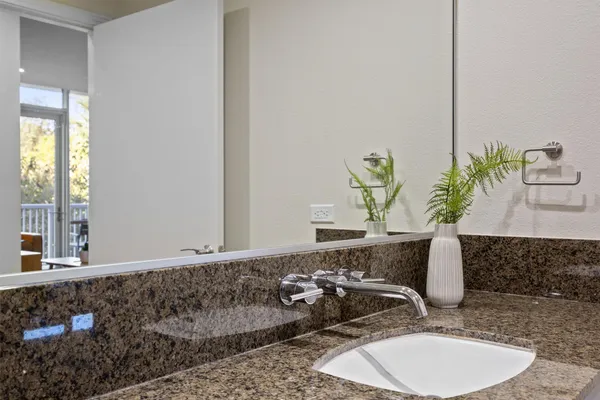 $689,000 | 1600 Barton Springs Road, Unit 4205, Austin, TX 78704