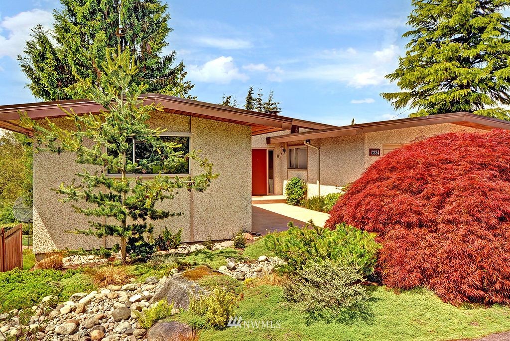 7224 South Rustic Road Seattle, WA 98178 - Photo 2 of 19 Gallery Image 2