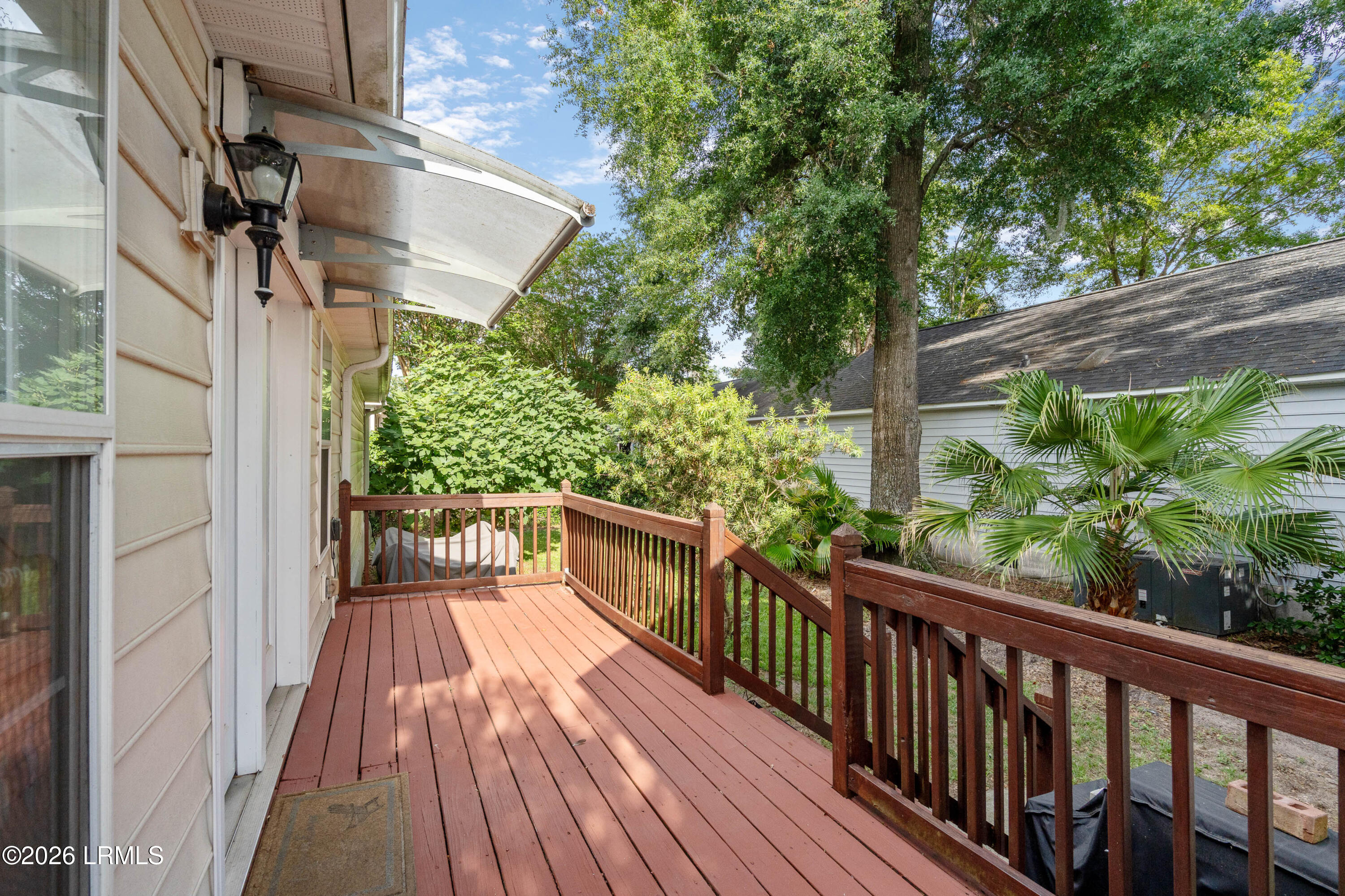 8 Wateree Court Beaufort, SC 29902 - Photo 3 of 51 8 Wateree-7