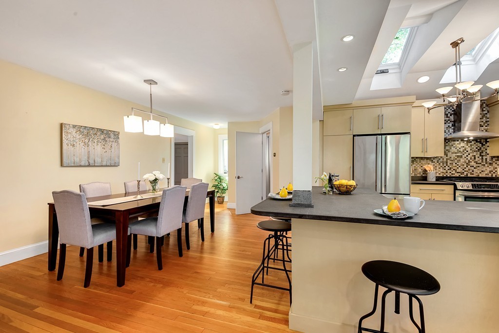 46 Arden Road Watertown, MA 02472 - Photo 10 of 28 Gallery Image 10