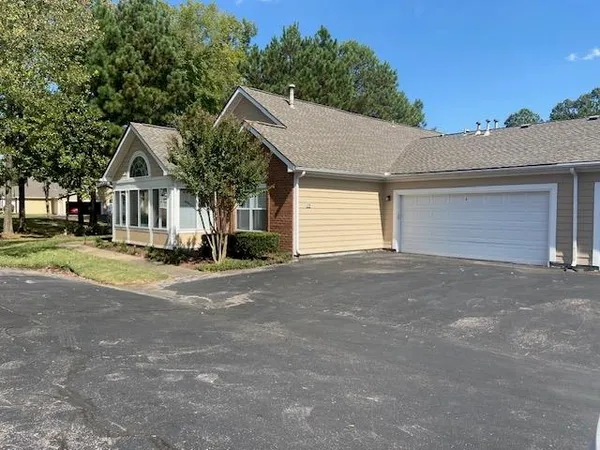 $330,000 | 1219 Oak Timber Circle, Unit 23, Collierville, TN 38017