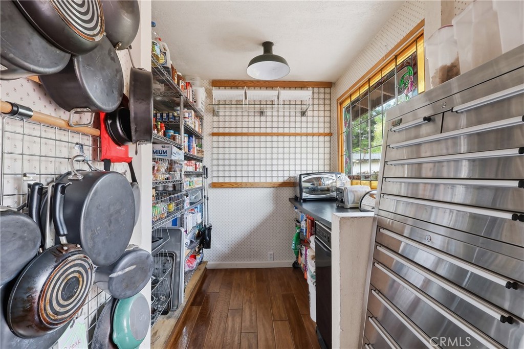 641 Ridgefield Drive Claremont, CA 91711 - Photo 18 of 52