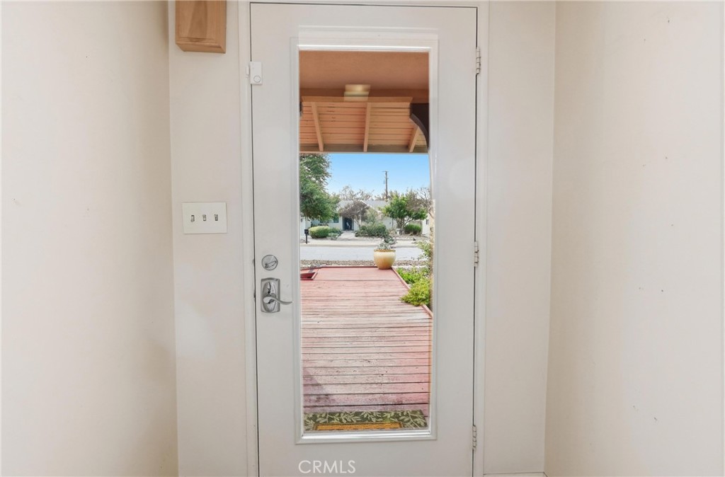 641 Ridgefield Drive Claremont, CA 91711 - Photo 3 of 52