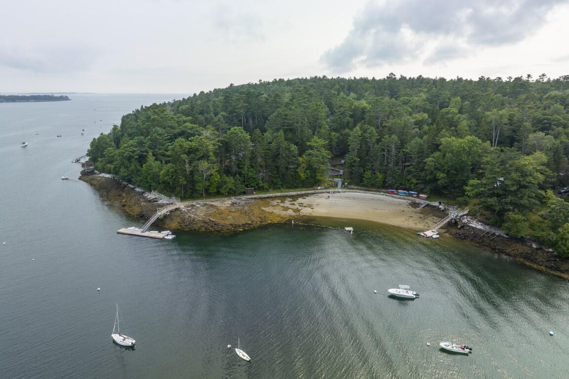 11 Bayberry Road Boothbay Harbor, ME 04538 - Photo 32 of 36 41 Beach Club & Dock