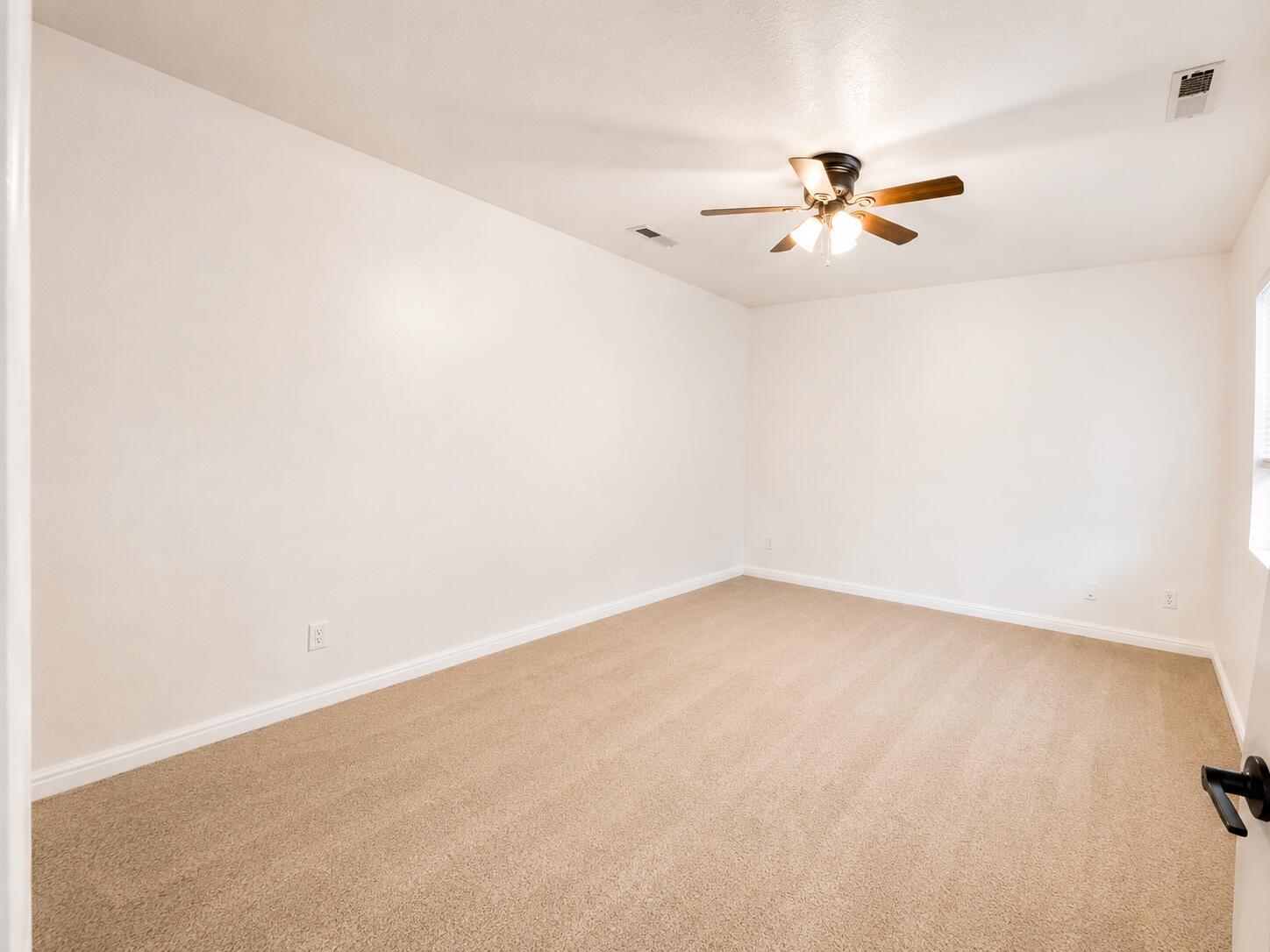 611 Diagonal Street St. George, UT 84770 - Photo 18 of 20 Master 608