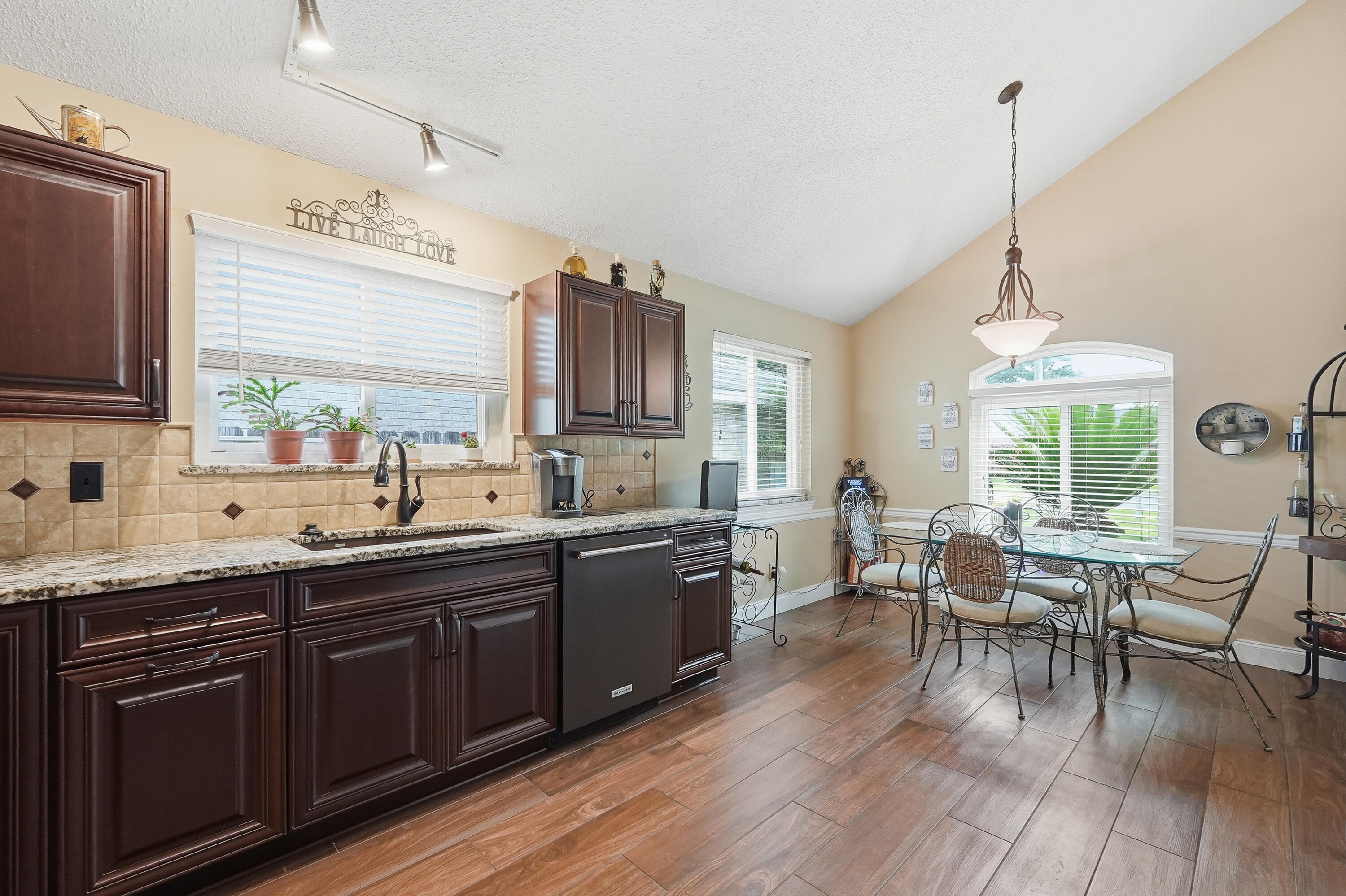 2554 Erwin Fleet Road Shalimar, FL 32579 - Photo 16 of 78 2554 erwin fleet rd-18