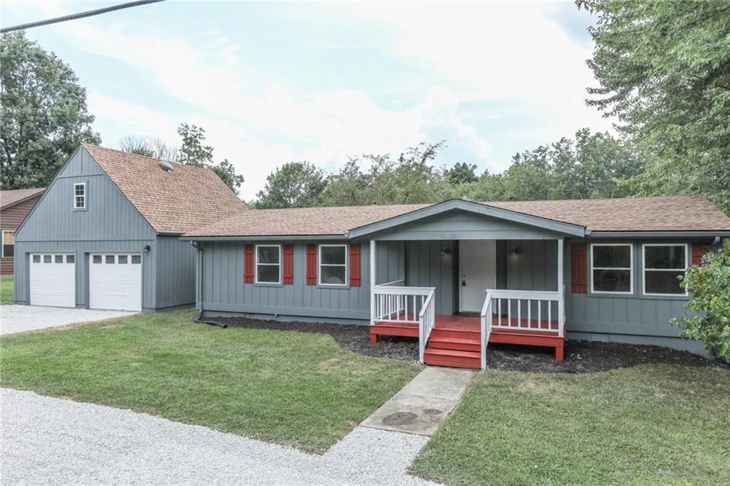 7908 Center Lake Road Nineveh, IN 46164 - Photo 3 of 36 Gallery Image 3