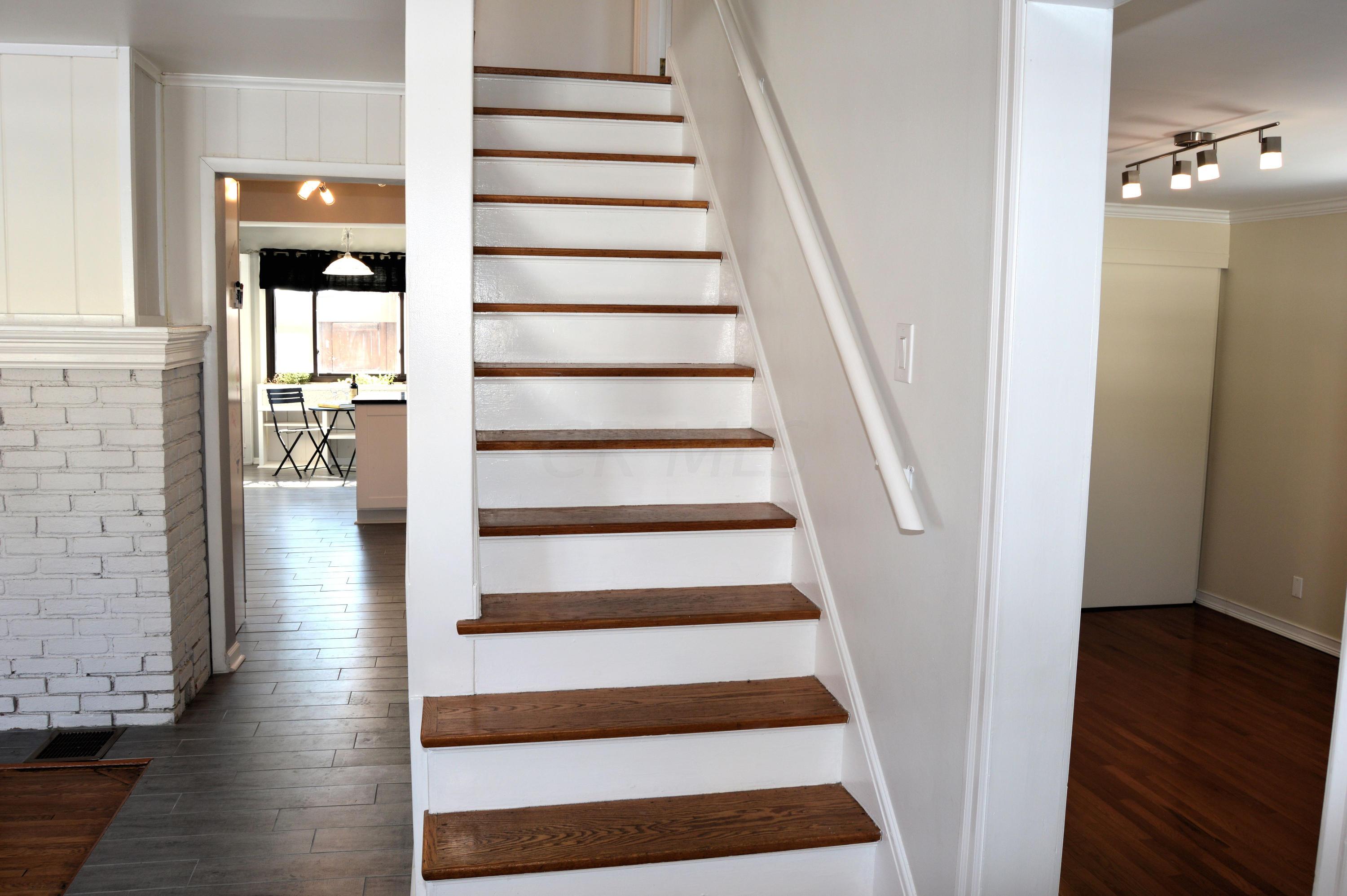 2201 Farleigh Road Columbus, OH 43221 - Photo 10 of 40