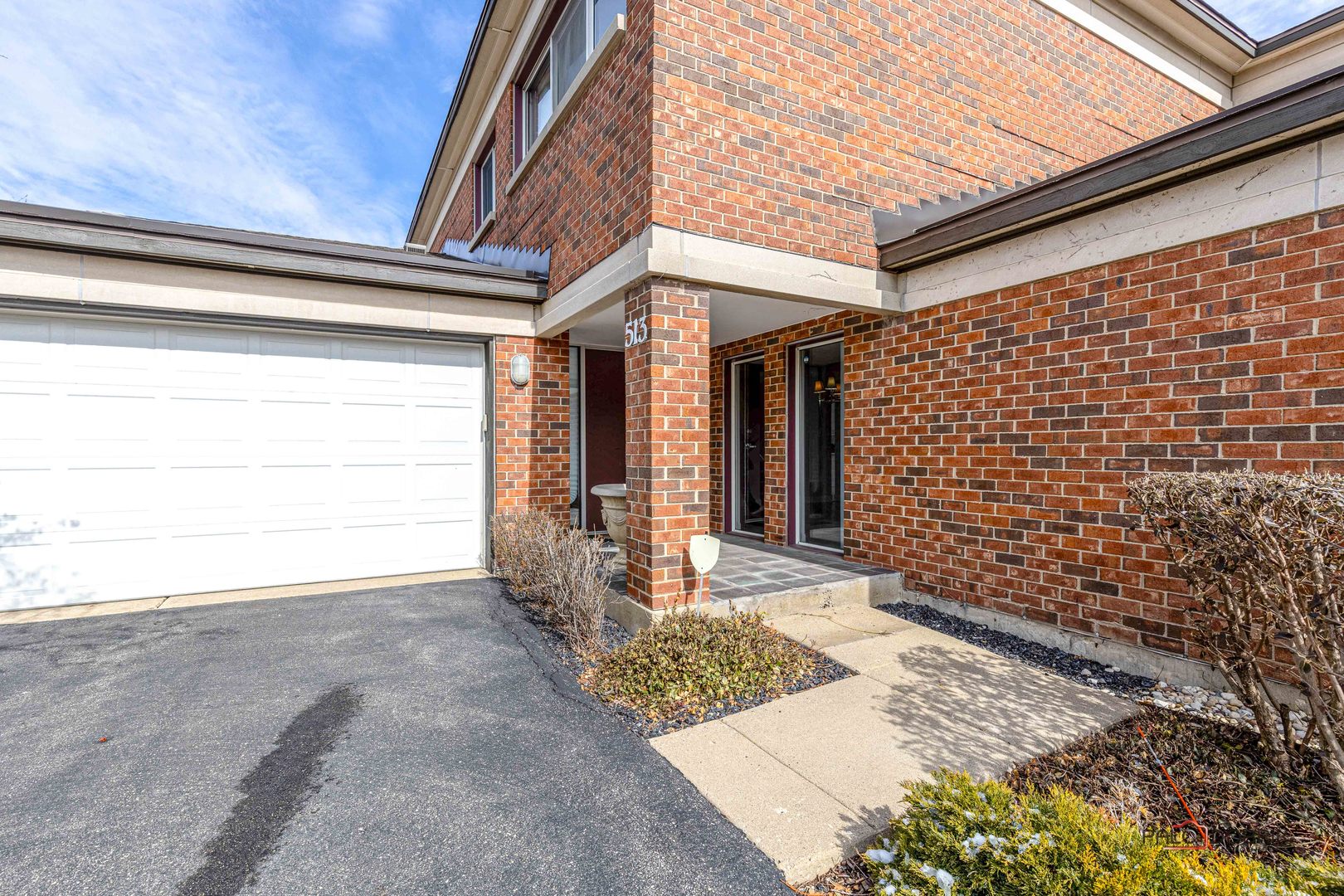 513 Kelburn Road Deerfield, IL 60015 - Photo 2 of 39 Gallery Image 2